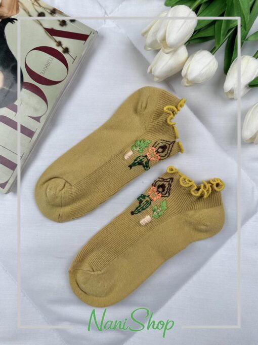 جوراب مچی گلدوزی لبه گیپور طرح کبریتی