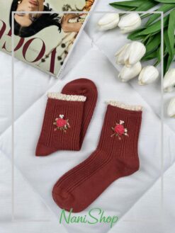جوراب نیم ساق گلدوزی لبه گیپور طرح گندمی
