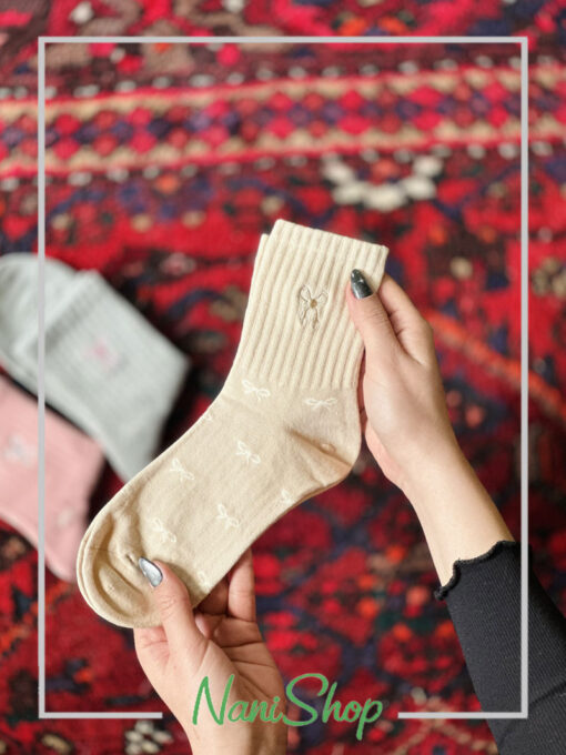 جوراب نیم ساق طرح گلدوزی پاپیون