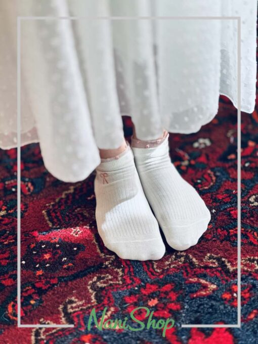 جوراب مچی لبه تور دار طرح گلدوزی