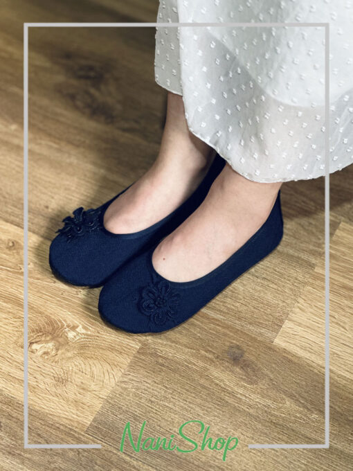 پاپوش گلدار رنگی کف چرم جلو بسته