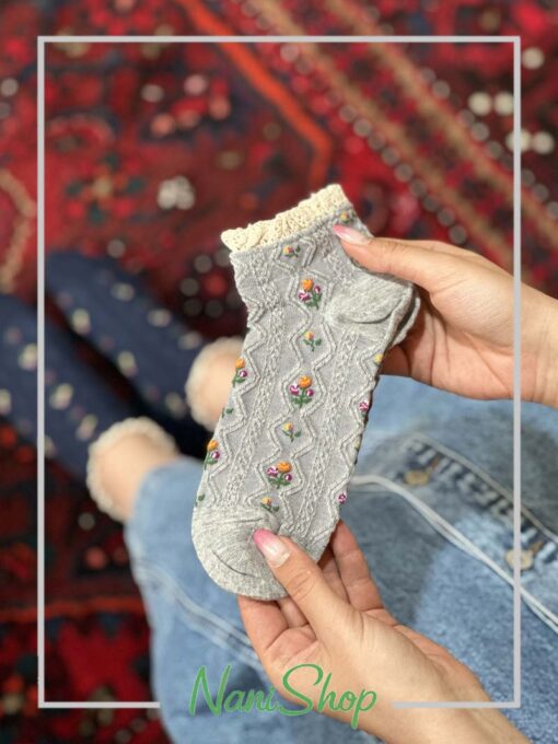 جوراب مچی لبه گیپور طرح برجسته گل گلی