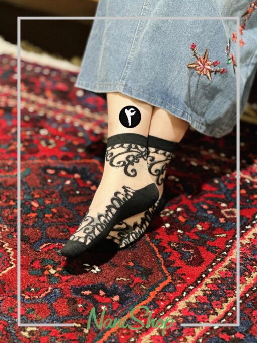 جوراب ساقدار نخی شیشه ای طرح گل گلی