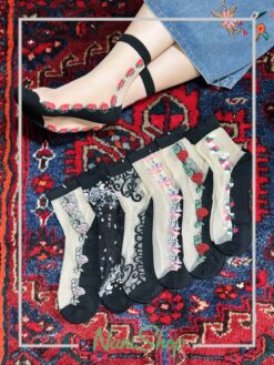 جوراب ساقدار نخی شیشه ای طرح گل گلی