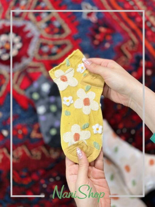 جوراب مچی طرح گل گلی برگی