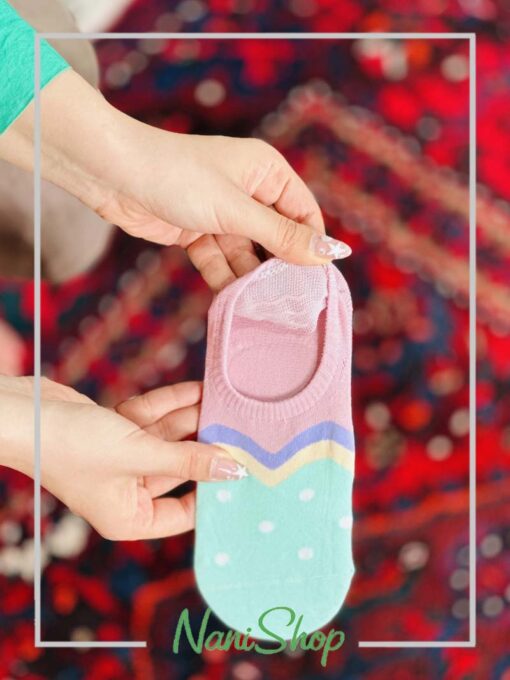 جوراب قوزکی طرح خال خالی