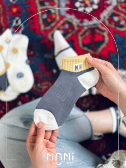 جوراب مچی نخی طرح اسمایل طوسی و زرد