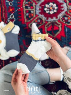 جوراب مچی نخی طرح اسمایل طوسی و زرد