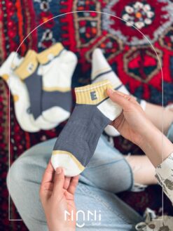جوراب مچی نخی طرح اسمایل طوسی و زرد