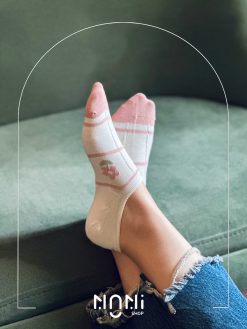 جوراب قوزکی شیشه ای طرح توت فرنگی و گل