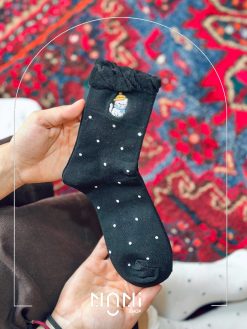 جوراب نیم ساق لبه چین گلدوزی طرح پیشی