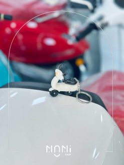جاکلیدی و اویز موتور وسپا